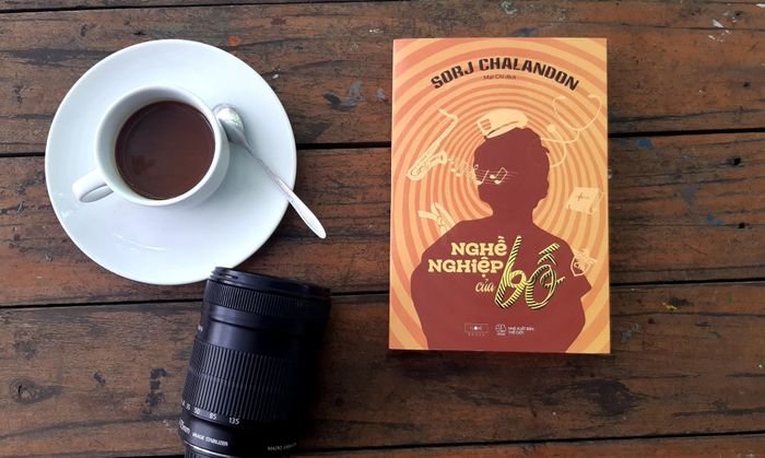 ‘Nghề nghiệp của cha’ và những bí mật kín đáo