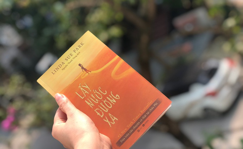 “Nắm lấy mảnh tình xa” - Câu chuyện về trẻ em Châu Phi đầy xúc động