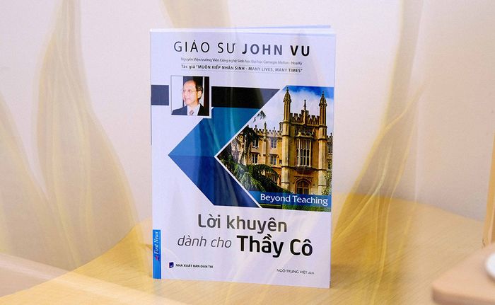 Thầy và cô giáo chính là những người mang trách nhiệm kiến tạo nên một thế hệ tương lai xuất sắc cho đất nước
