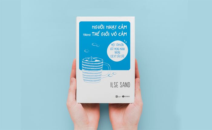 Những Tâm Hồn Nhạy Cảm Giữa Xã Hội Lạnh Nhạt