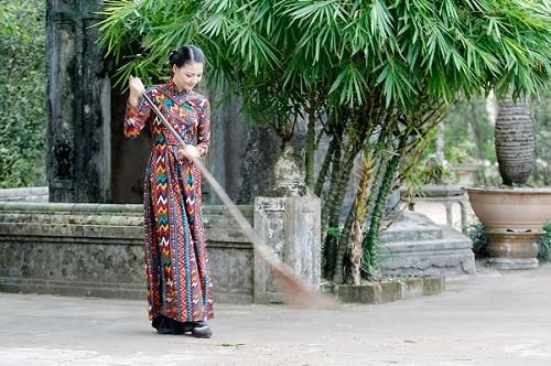 Thường xuyên quét dọn nhà cửa