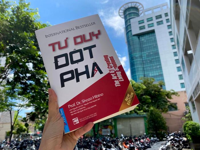 Sức mạnh của Tư duy Đột phá: Cải thiện phần mềm trí não để đổi mới thành công