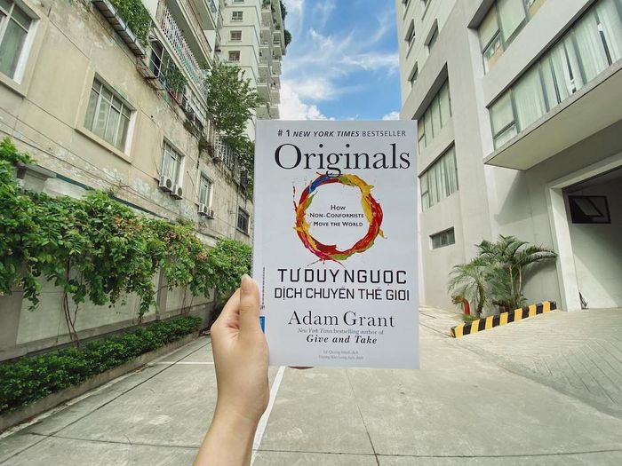 Tư duy ngược dịch chuyển thế giới: Trong lĩnh vực sáng tạo, việc trì hoãn được coi là một chiến lược quan trọng