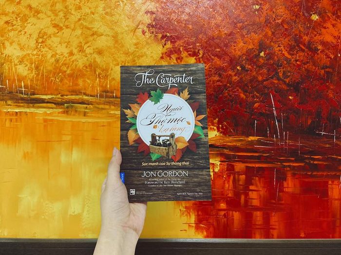 Câu chuyện của 'Người thợ mộc lạ lùng' là một lời nhắc nhở về sự quan trọng của sự kiên nhẫn và lòng nhân từ