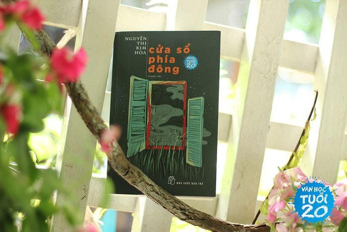  Văn học thập kỷ 20: “Cửa sổ về phía Đông” – Những ký ức không thể phai mờ