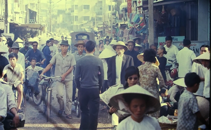 Tết Sài Gòn xưa: Chờ đón giao thừa, chào đón năm mới tại khu phố Ông Tạ