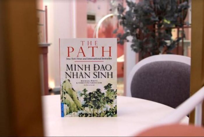 Minh Đạo Nhân Sinh: Những Bài Học Từ Các Triết Gia Trung Quốc Về Thay Đổi Cuộc Sống Từ Những Điều Bình Dân