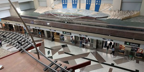 Hệ thống Vận chuyển Hành khách Tự động tại Sân bay quốc tế Denver