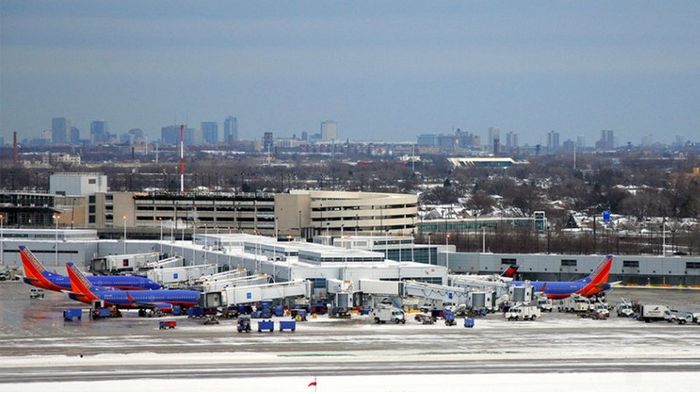 Khu vực đỗ máy bay của Sân bay quốc tế Chicago Midway
