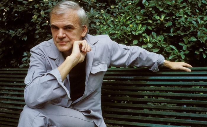Những tác phẩm bất hủ của “người khổng lồ văn học” Milan Kundera