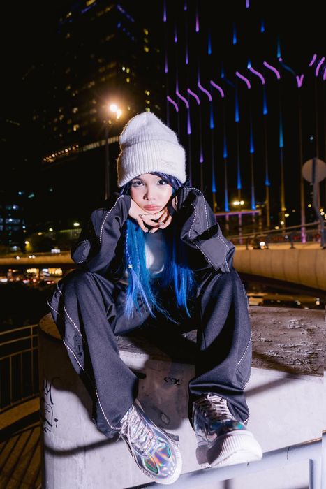 Liu Grace đã chuyển từ làm nhân viên văn phòng sang trở thành rapper