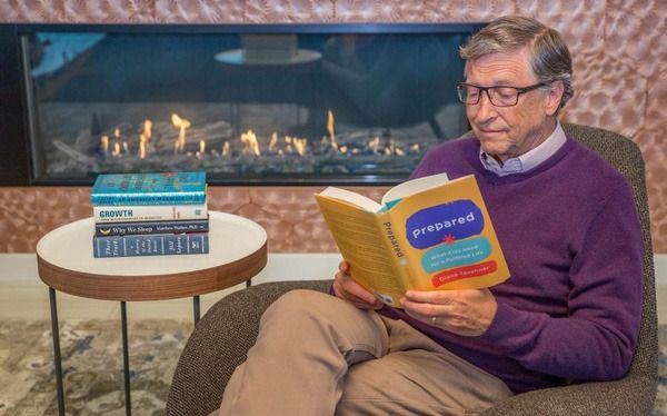 Top 10 cuốn sách hay nhất mà tỉ phú Bill Gates đã gợi ý cho bạn đọc.