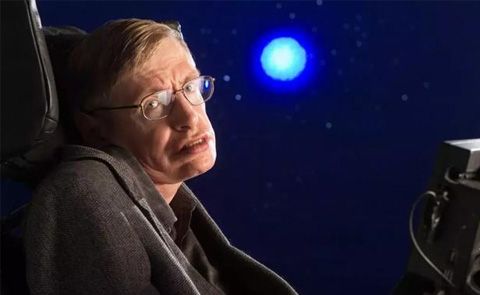 NHỮNG KHÁM PHÁ CỦA STEPHEN HAWKING TRONG CUỘC ĐỜI