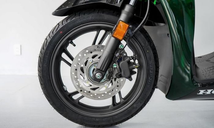 Phiên bản giới hạn của Honda SH Vetro tại Việt Nam có giá từ hơn 140 triệu đồng.