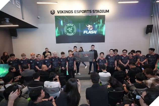 Team Flash và Razer Chính Thức Liên Kết, Đưa Esports Việt Nam Lên Tầm Cao Mới