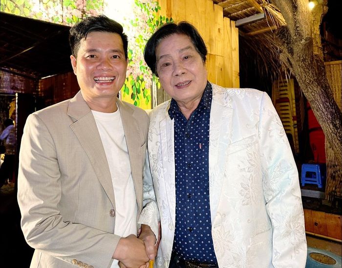 Nghệ sĩ Trọng Hữu (bên phải) và Khương Dừa - Ảnh: BTC