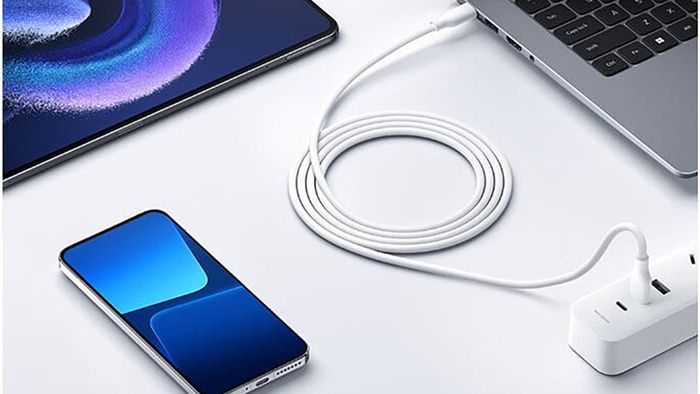 Xiaomi 6A hỗ trợ công nghệ sạc nhanh 120W