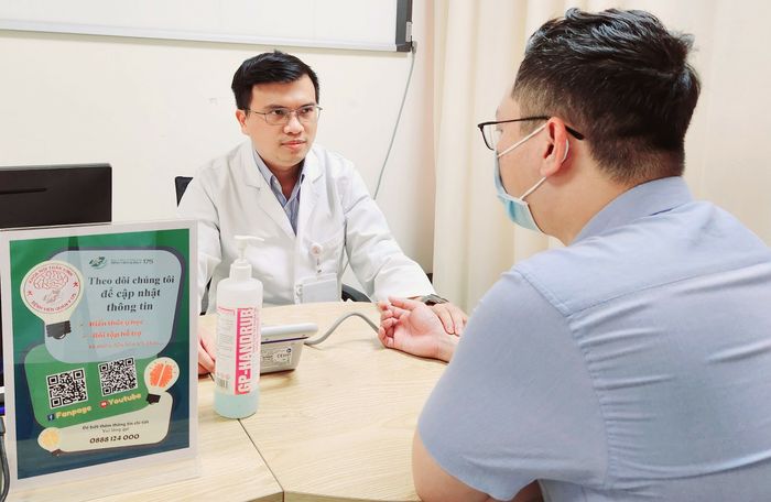 Các ông chồng bị trầm cảm sau khi vợ sinh con