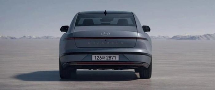 Hyundai Grandeur: Thay Đổi Mạnh Mẽ