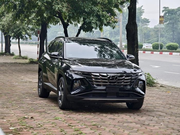 Hyundai Tucson 2023 đã chạy 1 năm và được bán trên thị trường xe cũ với giá 478 triệu đồng.