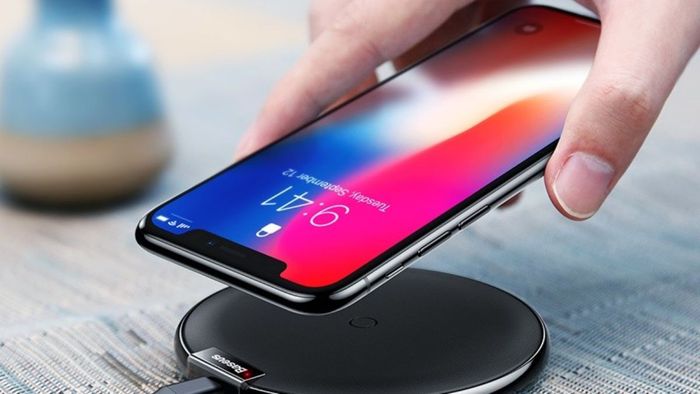 iPhone X có hỗ trợ sạc không dây không? Khám phá ngay!