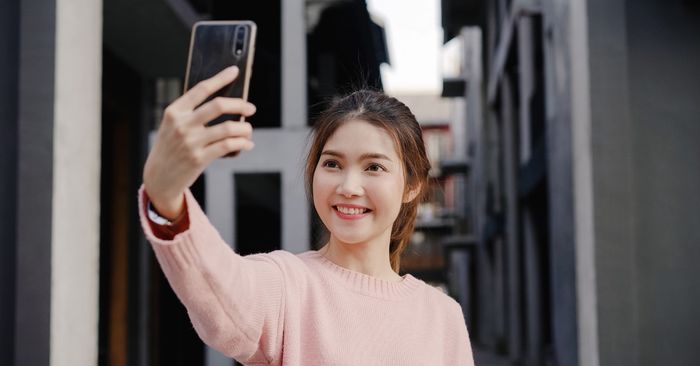 tu-vung-chu-de-photographs-take-selfies