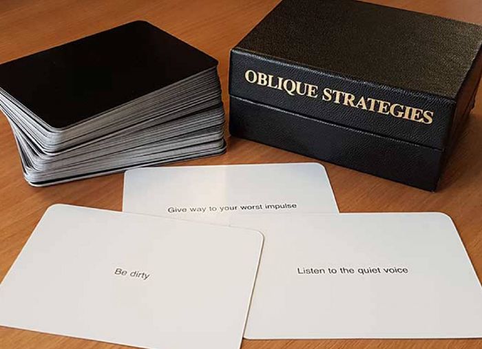 phuong-phap-oblique-strategy