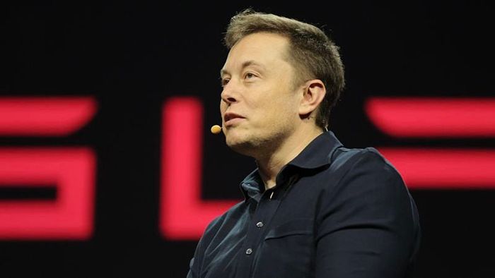 Elon Musk đe dọa cấm sử dụng thiết bị của Apple tích hợp ChatGPT