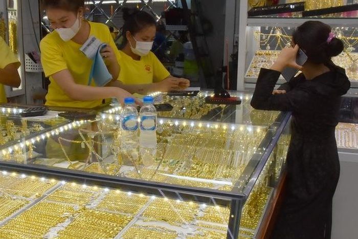 Giá vàng trên thế giới tiếp tục tăng