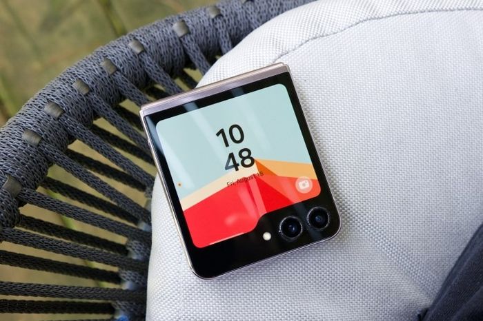 Giá Bán Khởi Điểm Của Z Flip 6 Là 29 Triệu Đồng Cho Phiên Bản 12GB/256GB