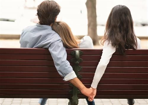 Cách đối phó với tiểu tam của 12 chòm sao nữ