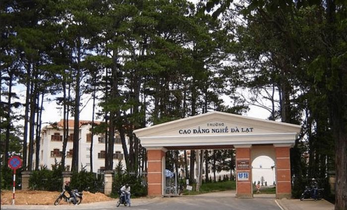 Học viện nghề Đà Lạt