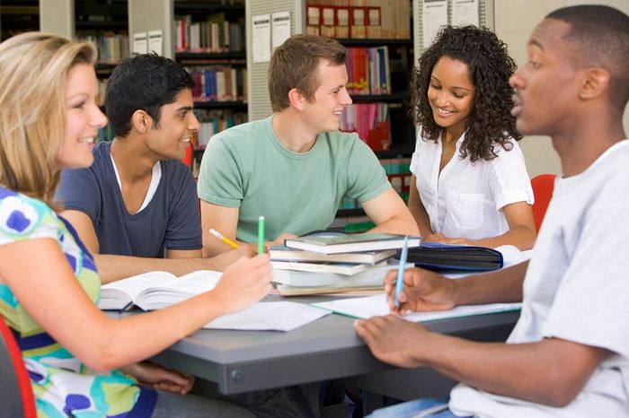 Cách tự luyện IELTS Speaking cho những người mới bắt đầu