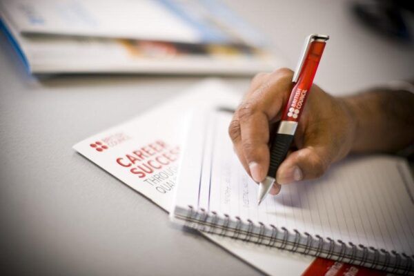 cách viết introduction writing task 1 trong ielts