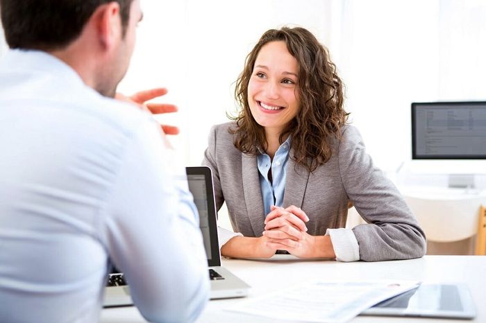 Approaches to managing difficult situations in IELTS Speaking Part 3