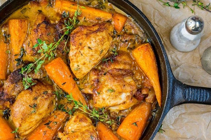 Roasted Chicken and Carrots in One Pan