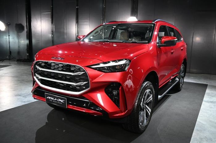 Isuzu mu-X 2025 ra mắt: Cập nhật để cạnh tranh Ford Everest 481821