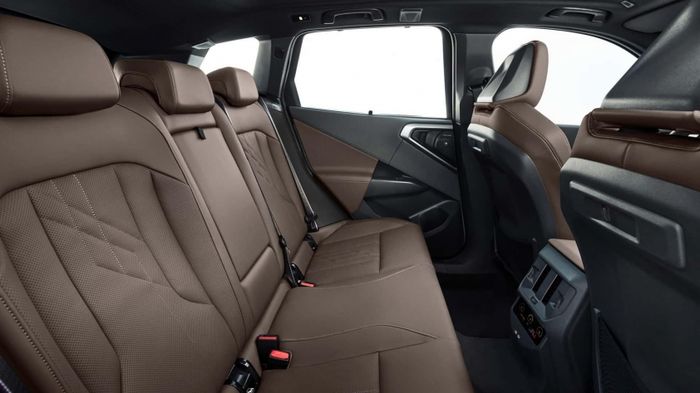 BMW X3 2025 ra mắt: Cải tiến thiết kế, giá bán tăng nhẹ