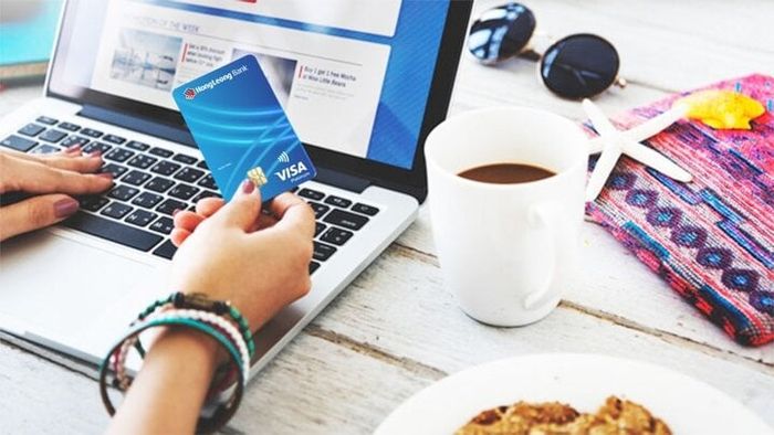 Hong Leong Bank Việt Nam cung cấp nhiều lựa chọn dịch vụ cho khách hàng.