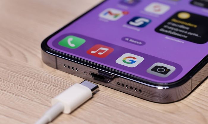 Apple đã mất quá nhiều thời gian để tích hợp cổng USB-C vào iPhone