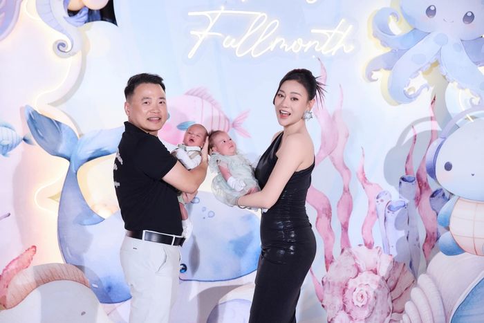 Những khoảnh khắc đáng yêu của Jimmy và Jenny trong gia đình của Phương Oanh