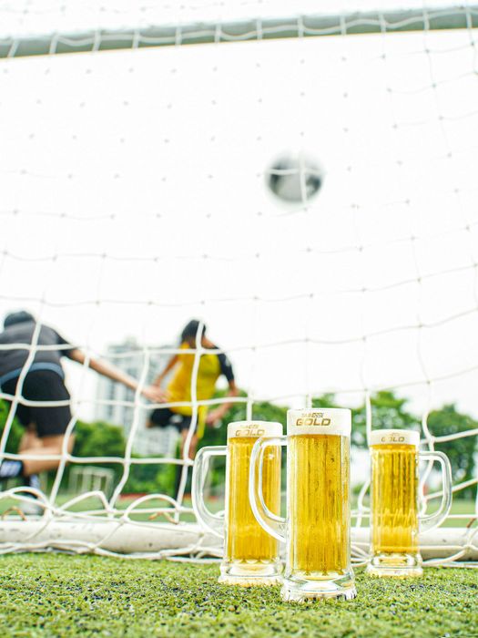 Người Việt thường thưởng thức bia tươi theo xu hướng toàn cầu