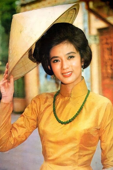 Bộ sưu tập hình ảnh hiếm hiếm của nghệ sĩ Thanh Nga