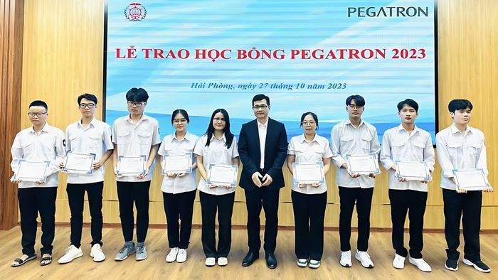 Chính sách học bổng và học phí Đại học Hàng hải