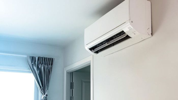 Dấu hiệu điều hòa Daikin không lạnh do chảy nước.