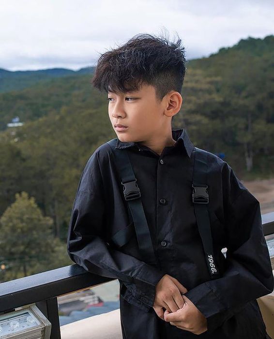 Lê Kỳ Anh, hay còn được gọi là Bo, được xem như một ''hoàng tử nhỏ'' với cuộc sống giàu có và xa hoa.