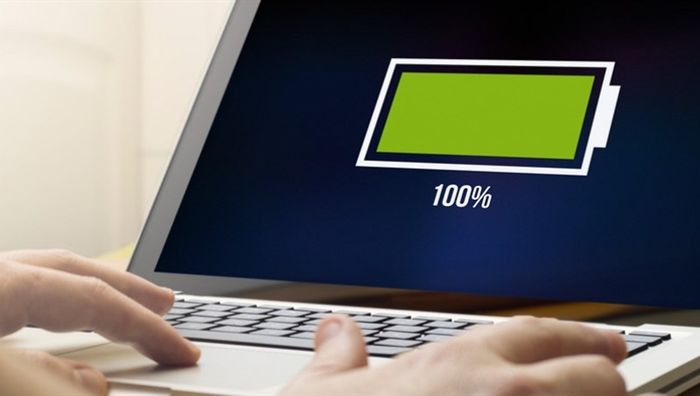 Dung lượng pin laptop quyết định hiệu quả sử dụng năng lượng