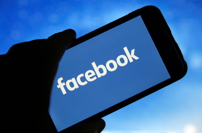 Facebook ngừng tính năng theo dõi vị trí