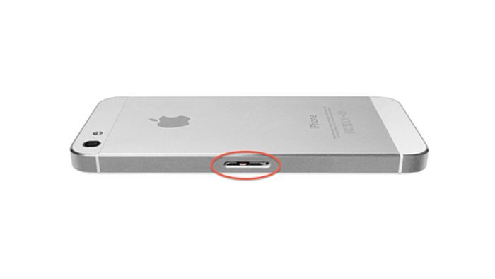 iphone-cũ-bị-rơi-nước-3