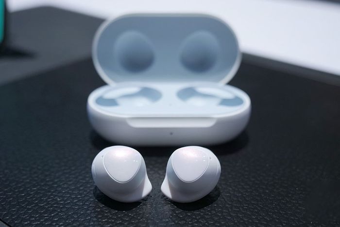 Giảm giá Galaxy Buds+